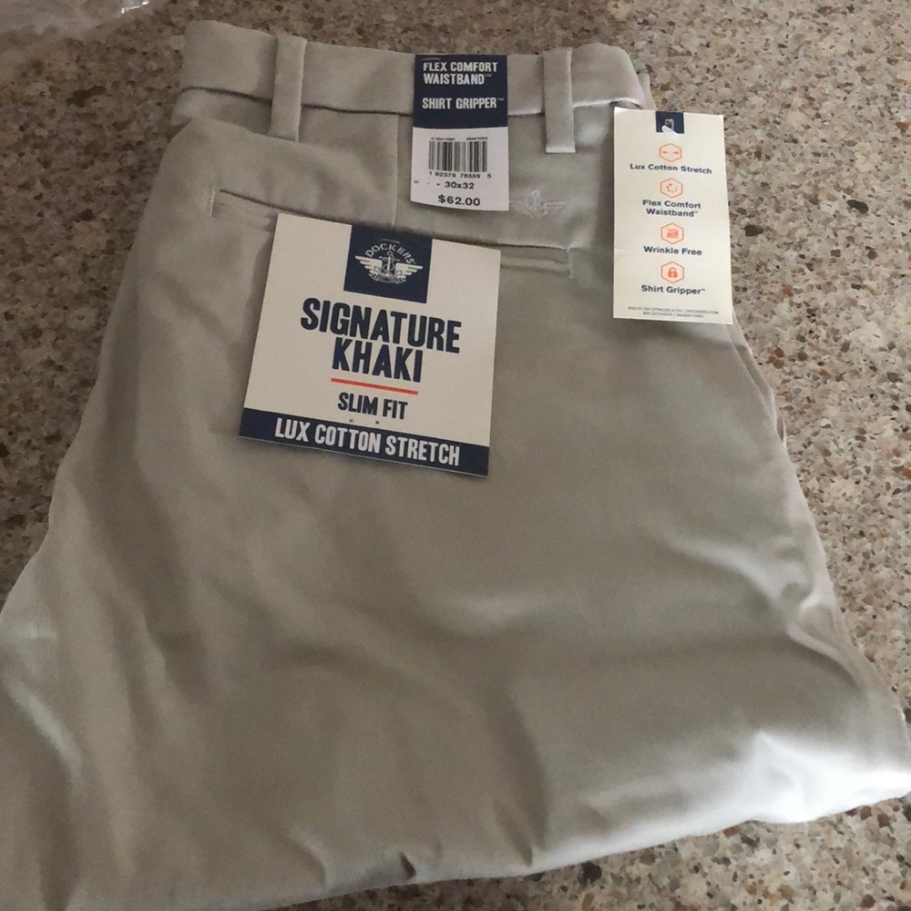 Khaki Dockers
